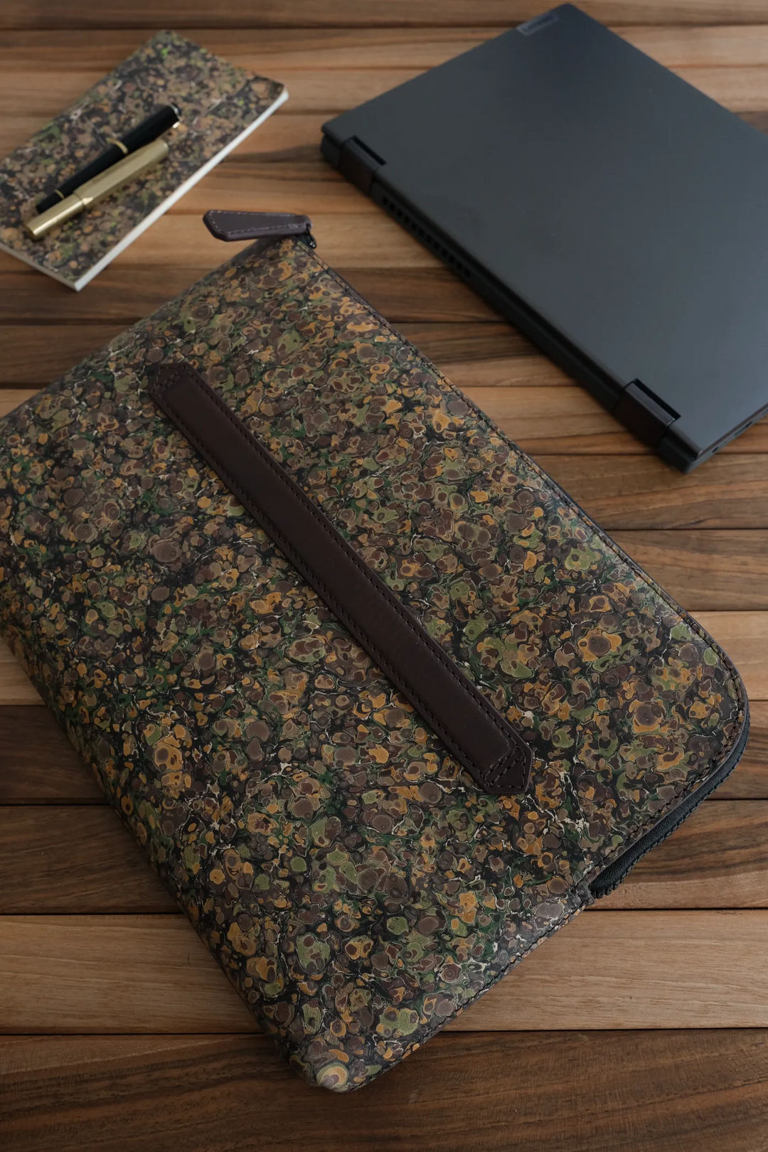 Ebruli™ Macbook Kılıfı - Camo