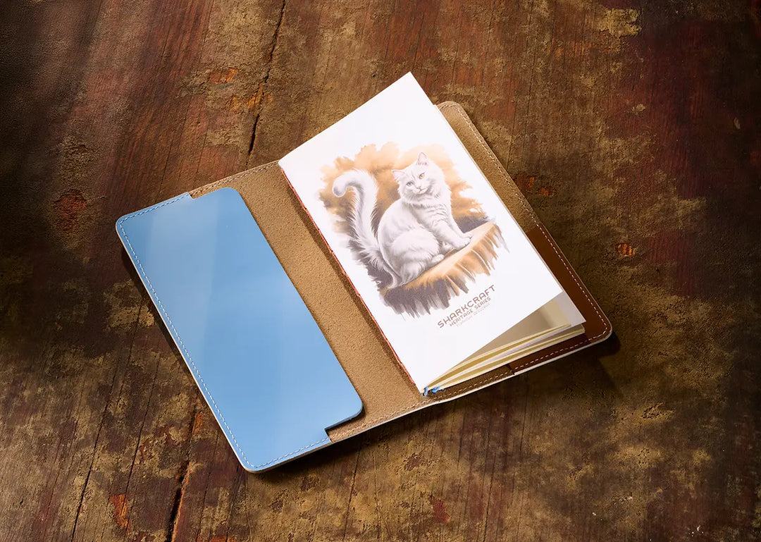 Ankara Kedisi – Regular Size Travelers Defter Kılıfı