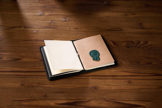 AstroShark™ Siyah Deri A5 Defter Kılıfı