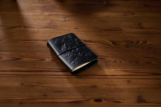 AstroShark™ Siyah Deri A6 Defter Kılıfı